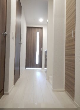 玄関　シンプルで使いやすい玄関です