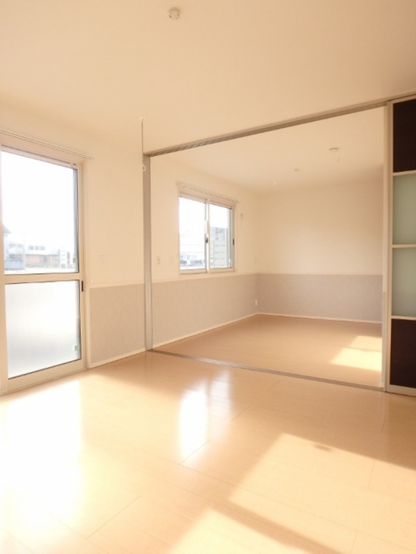 居室・リビング　図面と現状に相違がある場合には現状を優先