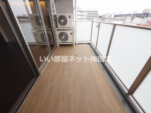 バルコニー