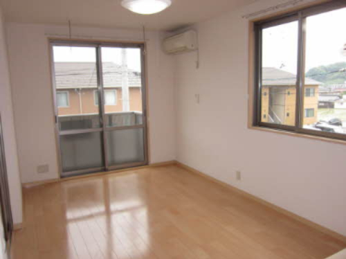 居室・リビング　反転間取り別部屋写真です。