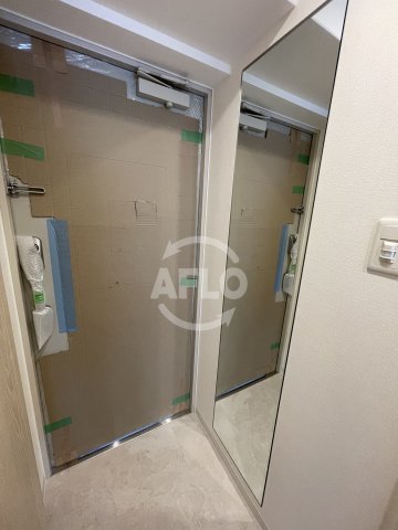 玄関　グランディア梅田ノース　玄関
