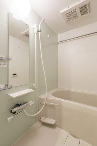 バス・シャワールーム　浴室乾燥機付きです