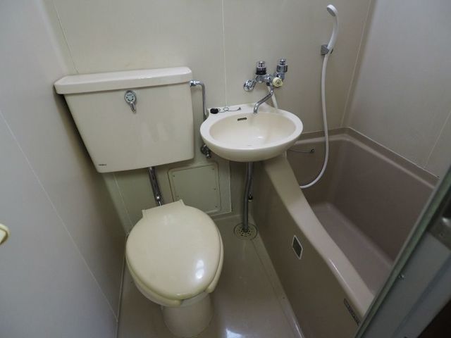 バス・シャワールーム