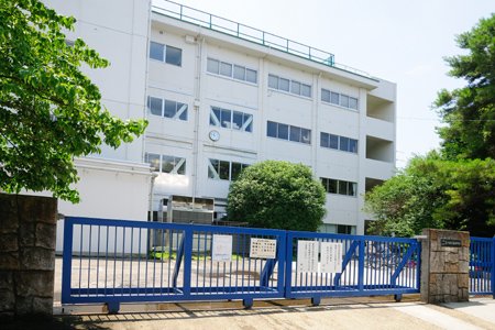 中学校　小平市立花小金井南中学校（中学校）まで891m