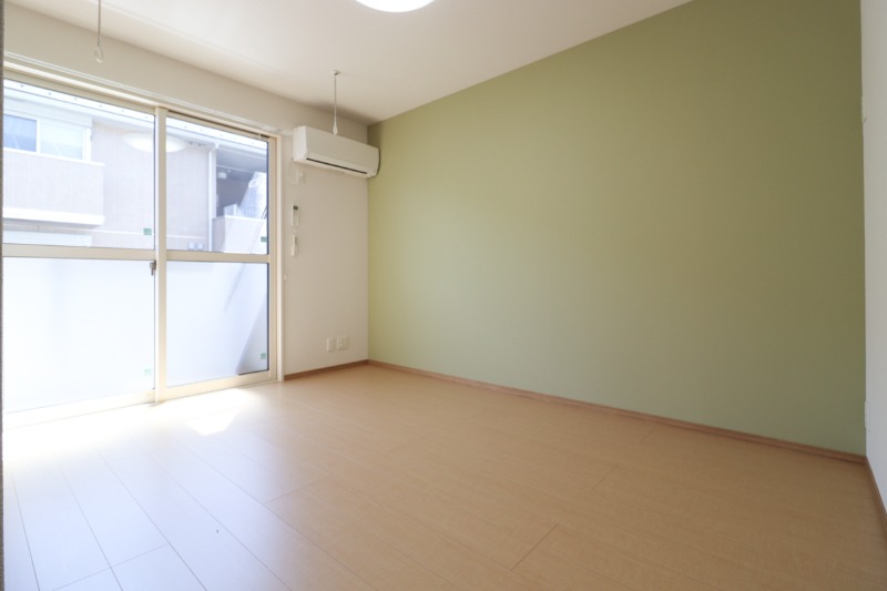 居室・リビング　図面と現状に相違がある場合には現状を優先