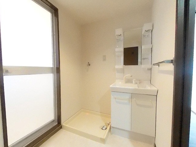 洗面設備　別部屋参考写真