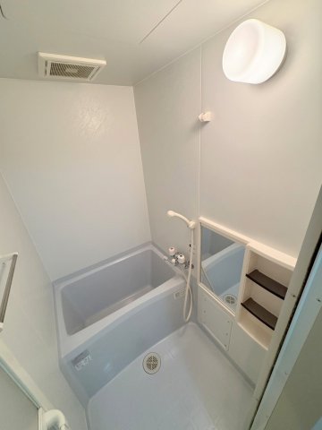 バス・シャワールーム　★※別号室の写真になります　キレイなバスルーム★