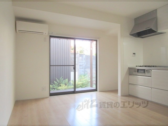 居室・リビング　リビング