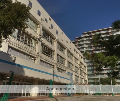 中学校　東陽中学校（中学校）まで140m