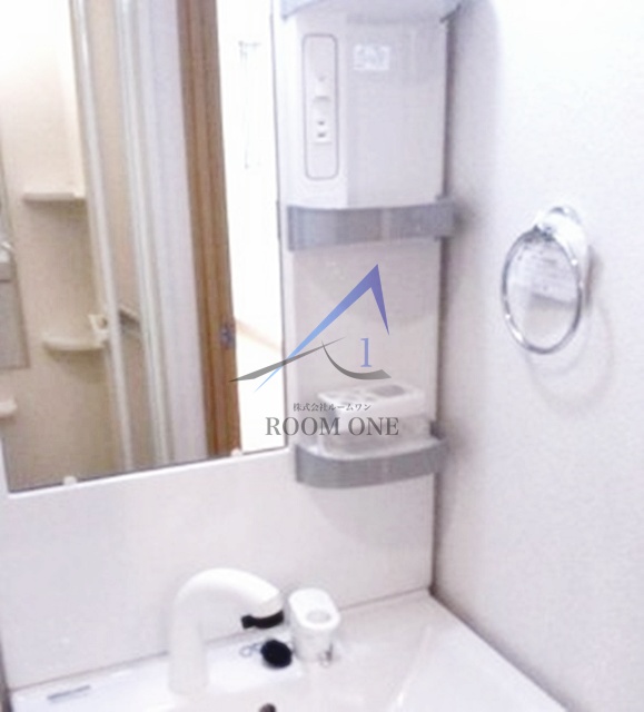 洗面設備　洗面台です。