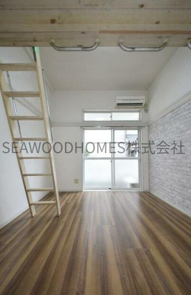 居室・リビング　日当たり良好◎明るく気持ちのいいお部屋です。