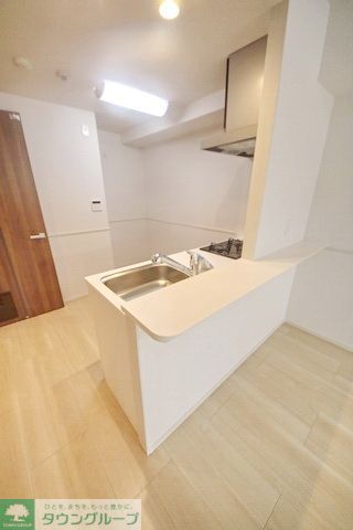 キッチン　同物件別部屋写真