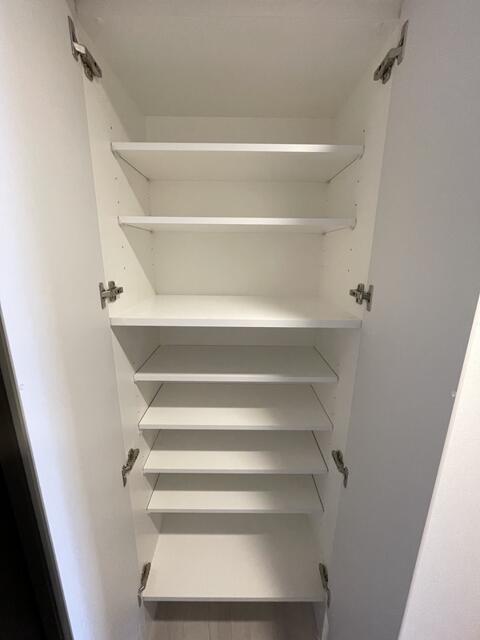 収納　同物件別部屋?