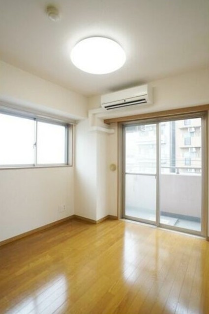 居室・リビング　同仕様写真