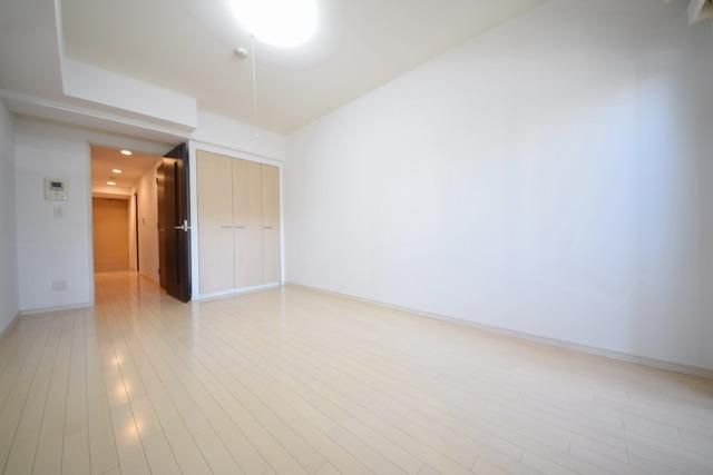 居室・リビング　★別角度からの洋室写真です★