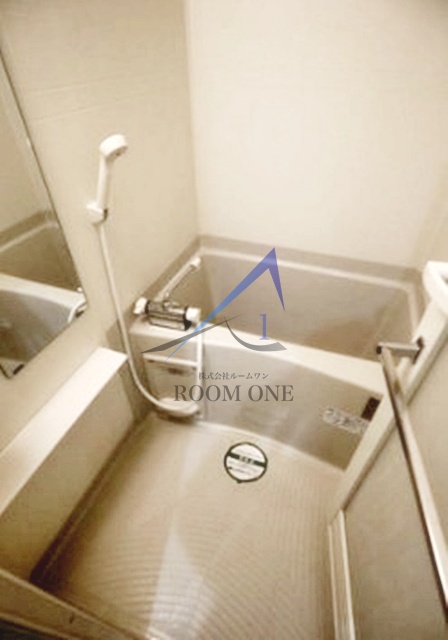 バス・シャワールーム　お風呂です。