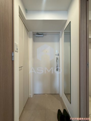 玄関　同マンション別部屋参考写真