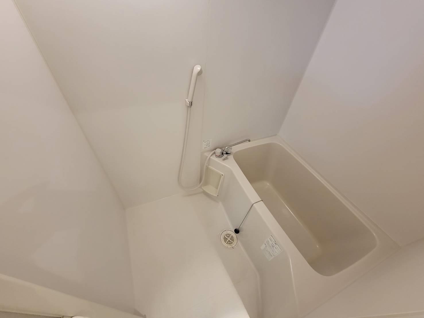 バス・シャワールーム　すぐに入浴できるシャワー付きバスルーム♪