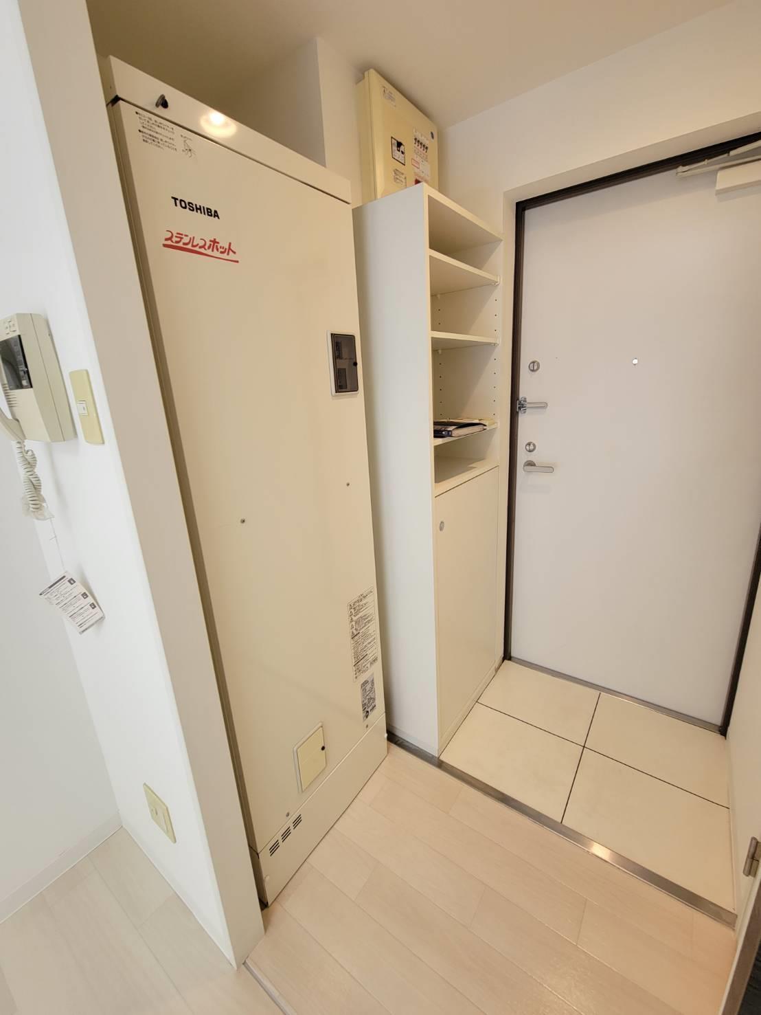 玄関　シューズボックス付きの玄関♪