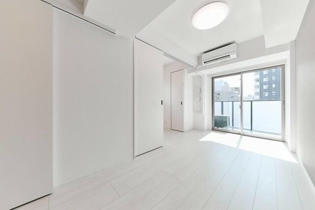 居室・リビング　※別部屋参考写真