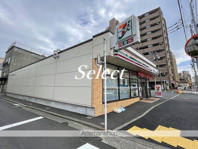 コンビニ　セブンイレブン（コンビニ）まで227m