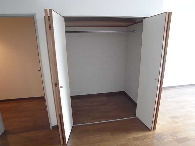 収納　クローゼット