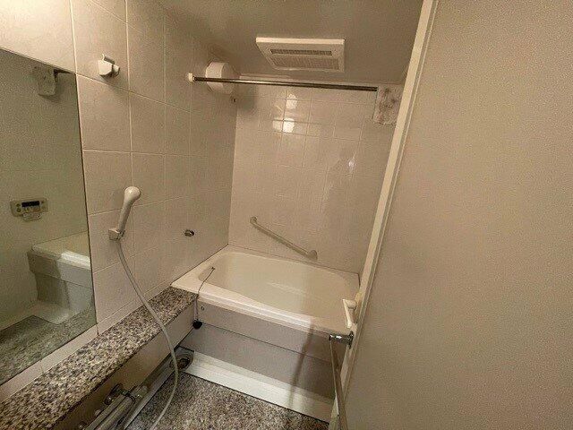 バス・シャワールーム　別部屋参考写真