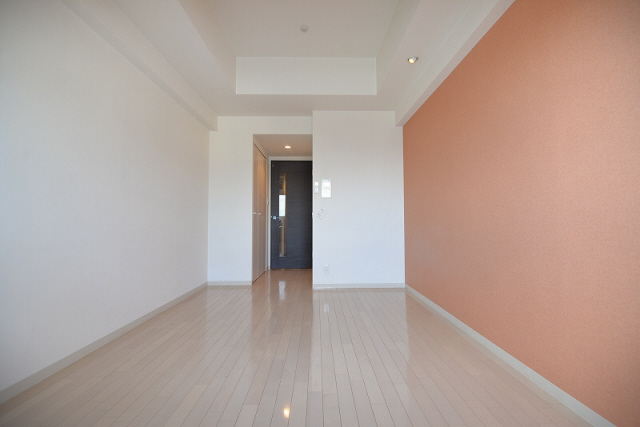 居室・リビング　写真は同マンションの別の部屋のものです。