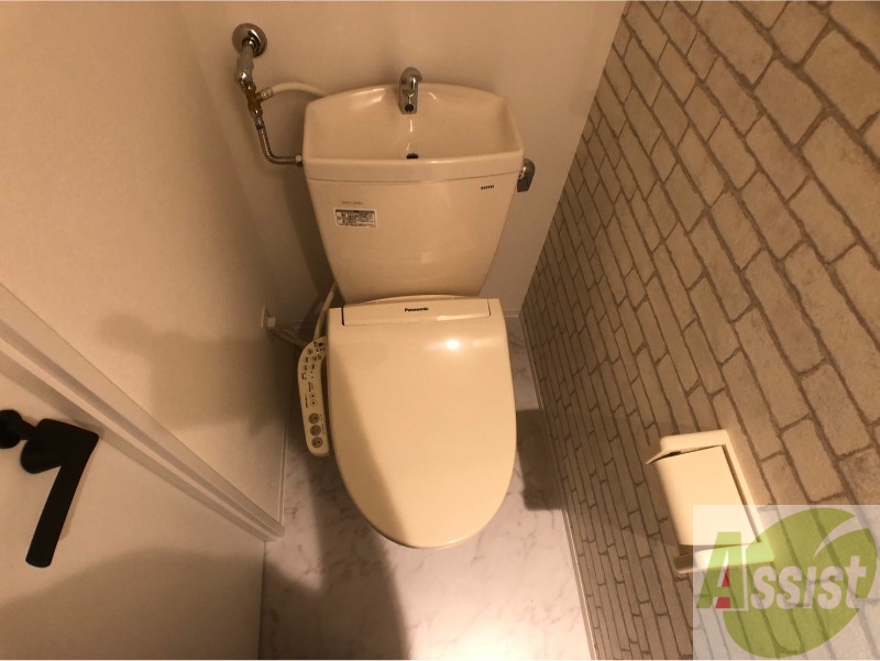 トイレ　トイレです。ウォシュレット付を探している方、おすすめです！