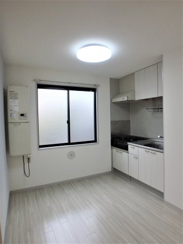 キッチン　※別室参考写真