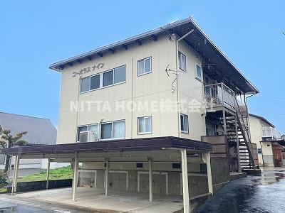 建物外観　駐車場１台無料で使用できます◎