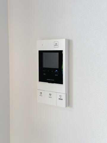 セキュリティ　TVモニター付きインターホンで安心です。