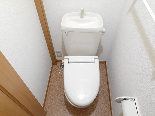 トイレ　トイレもきれいです