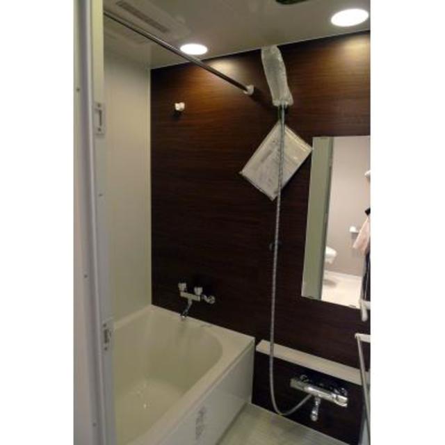 バス・シャワールーム　※写真は同タイプ住戸です。