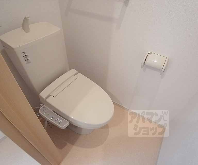トイレ　ウォシュレット付き！