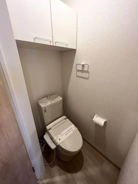 トイレ　ウォシュレット完備