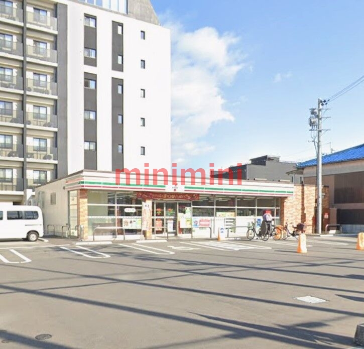 コンビニ　セブンイレブン高槻南松原町店（コンビニ）まで501m
