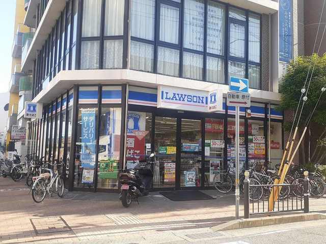 コンビニ　ローソンさくら夙川駅前店様（コンビニ）まで350m