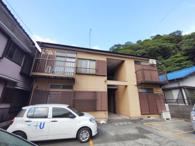建物外観　４世帯のアパートです♪
