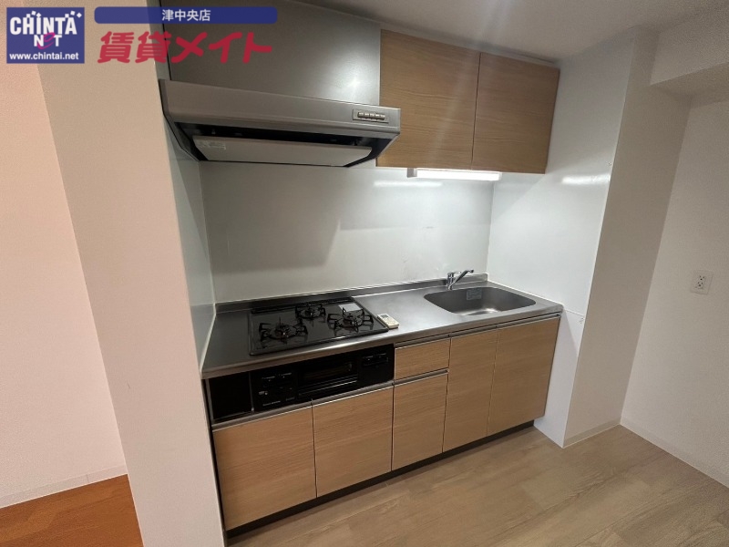 キッチン　同じ物件、別部屋の写真です