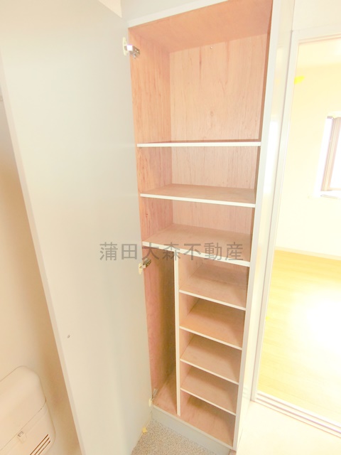 その他設備　玄関収納
