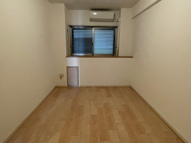 その他部屋・スペース　開放的な寝室です
