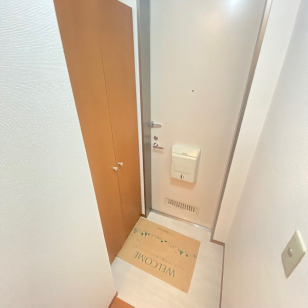 玄関　【人気！おすすめ物件！！】お問い合わせはお早めに♪