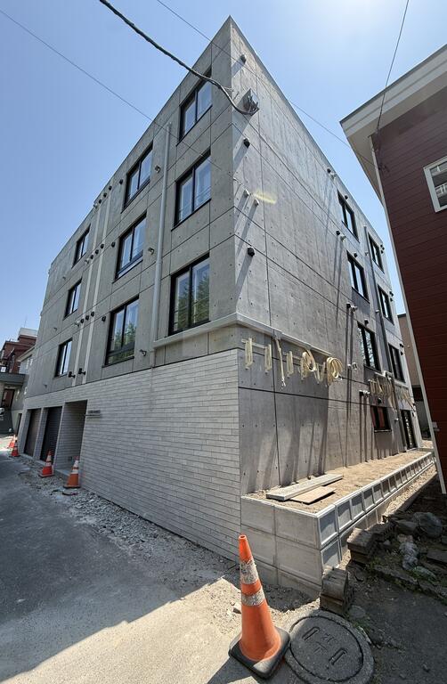 建物外観　都市ガス使用の人気のデザイナーズ仕様のお部屋です♪