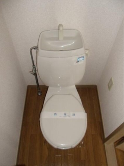 トイレ　※同仕様写真