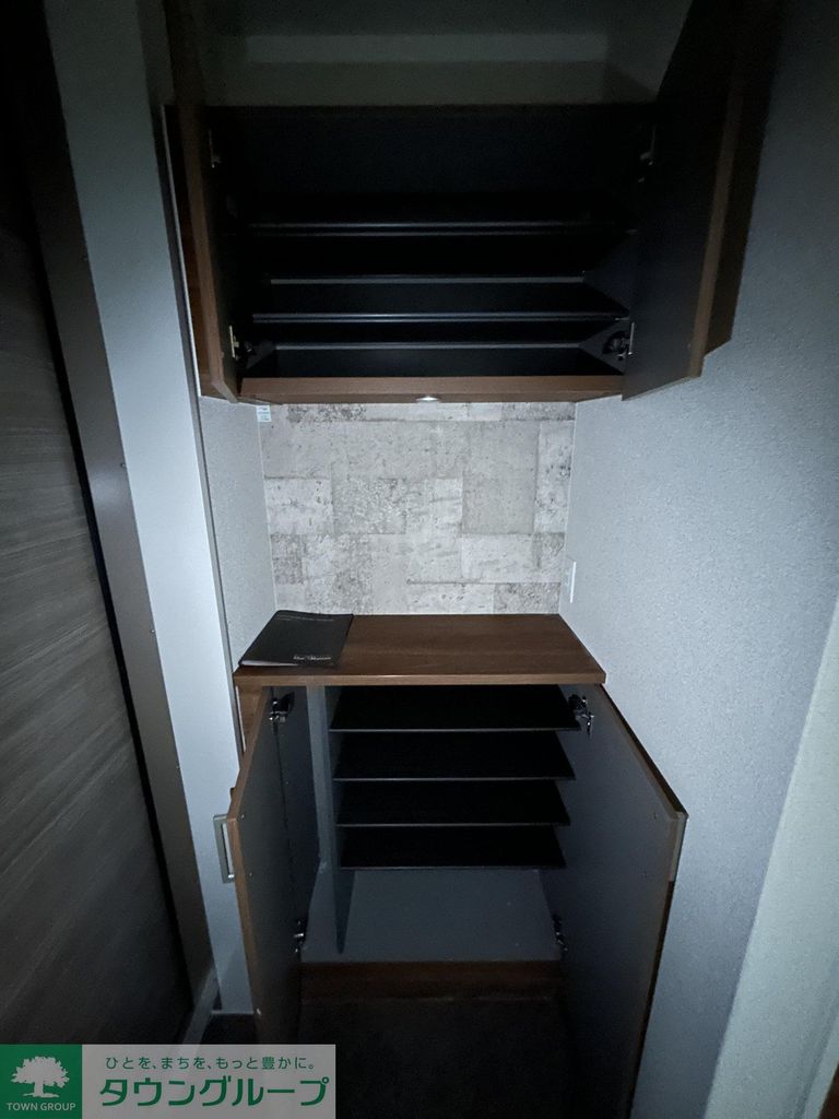 収納　エントランス