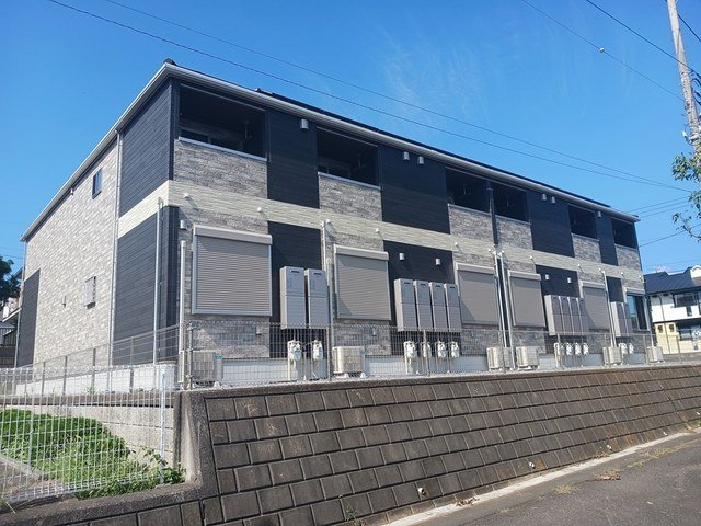 建物外観　落ち着いた雰囲気の外観です
