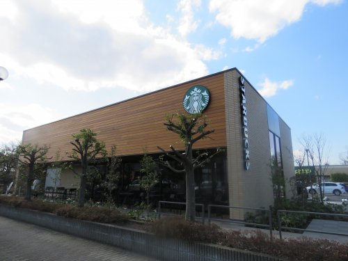飲食店　スターバックス川越伊勢原店（飲食店）まで531m