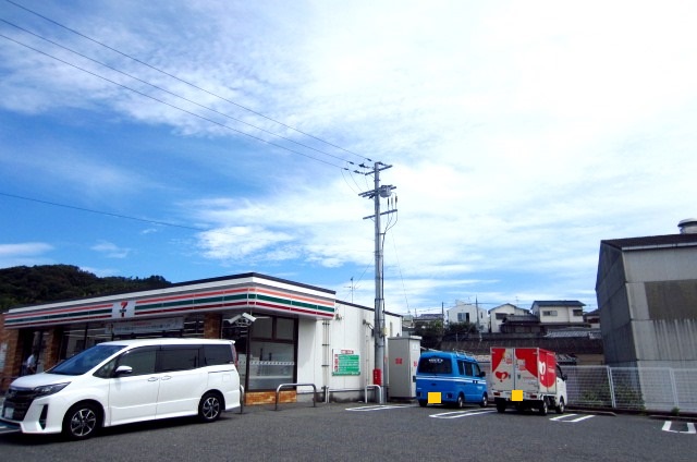 コンビニ　セブンイレブン 熊取小谷南店（コンビニ）まで1113m