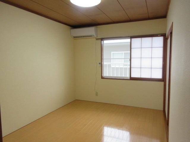 その他　洋室６帖